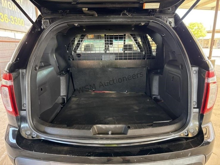 2014-ford-explorer-image-9