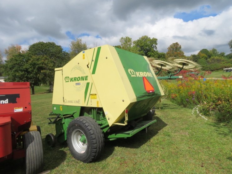 krone-classic---line-130b-round-baler-image-8