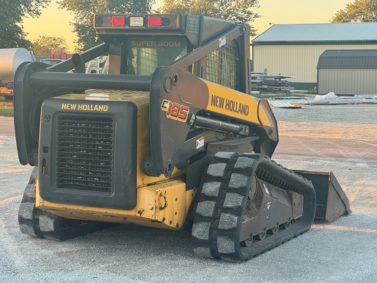 new-holland-c185-image-8