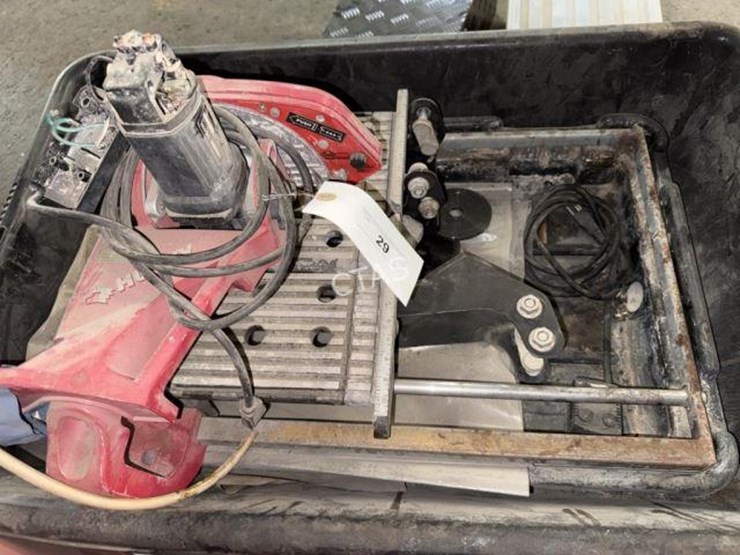 #29-•-husky-tile-saw-,-thd950l-image-1
