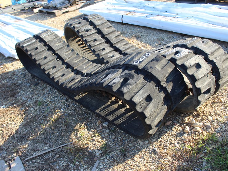 #8170-•-set-of-450-x-55-x-86-rubber-tracks-image-2