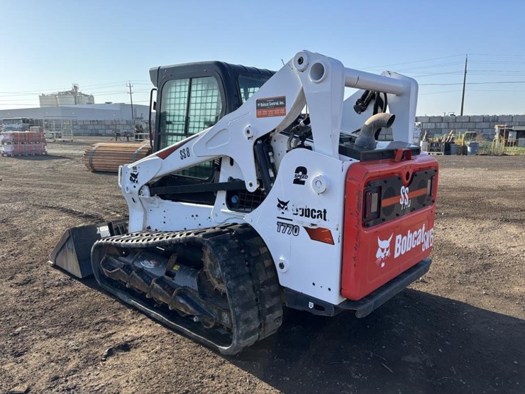 2021-bobcat-t770-image-4