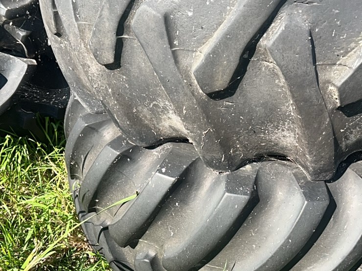 (3)-30.5/32-combine-tires,-decent-tires-image-19
