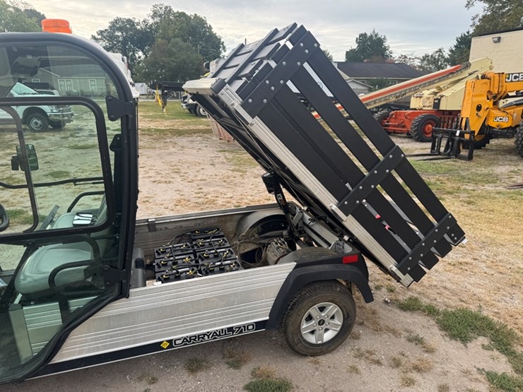 club-car-carry-all-710-electric-golf-cart-cab,-electric-dump-203hrs-showing-and-2033-miles-image-12