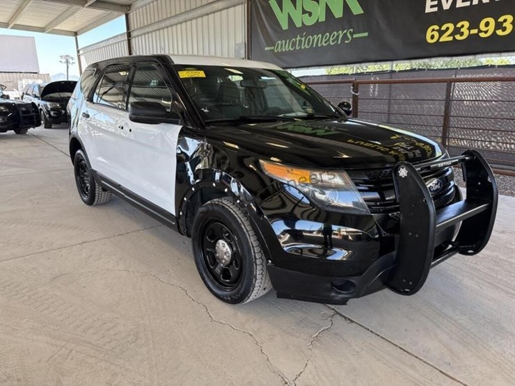 2014-ford-explorer-image-2