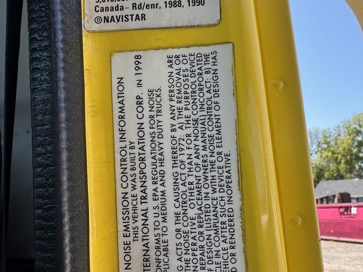 1998-international-4700-image-11