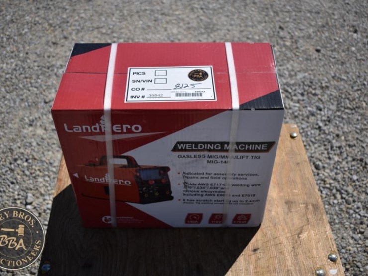 landhero-mig-140-gasless-mig-welder-image-1