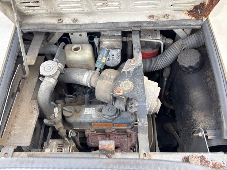 tenant-4300-vacuum-machine-image-9