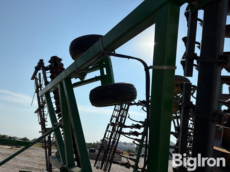 2007-john-deere-637-image-16