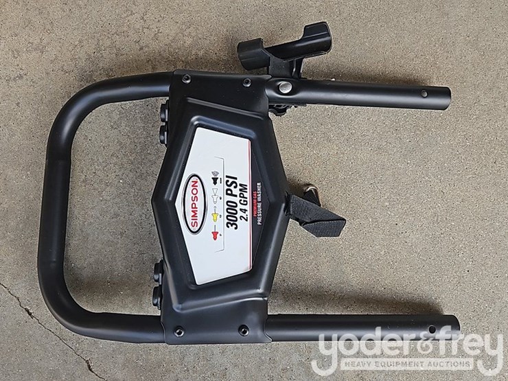 simpson-3000-psi-pressure-washer-honda-engine-image-5