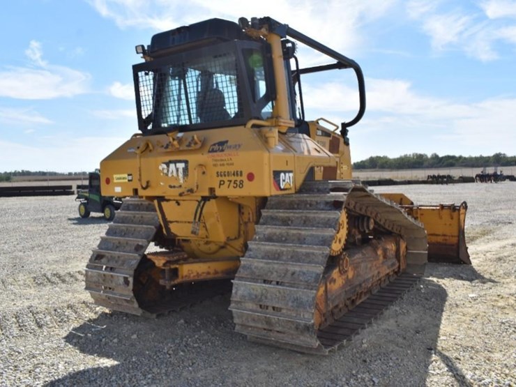 2020-caterpillar-d6n-lgp-image-57