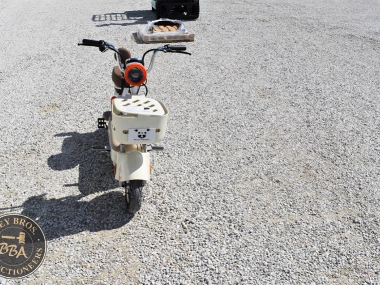 electric-scooter-with-front-basket-and-rear-seat-image-12