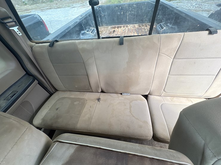 ford-f250-xlt-image-15