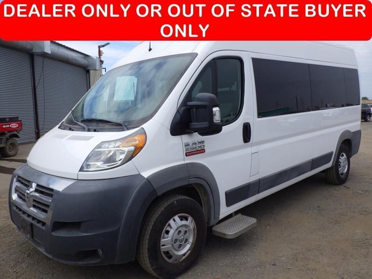 2018-ram-promaster-2500-image-1