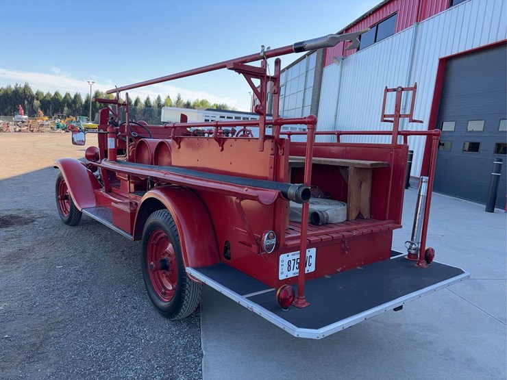 1931-chevrolet-fire-truck-image-4