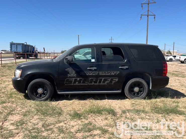 2012-chevrolet-tahoe-image-2
