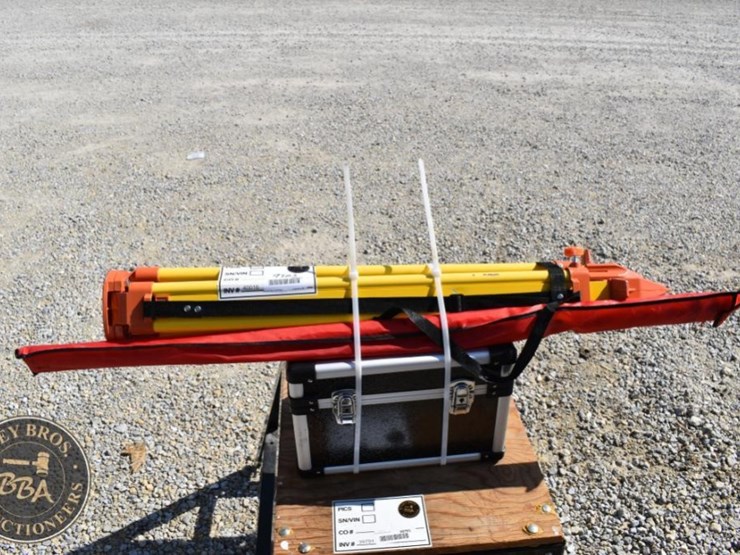 future-laser-level-image-1