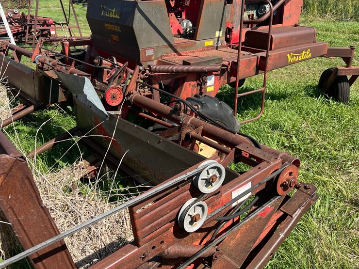 400-versatile-swather,-been-sitting,-not-running-image-20