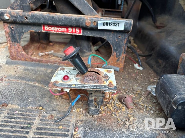 mack-ch613-image-62