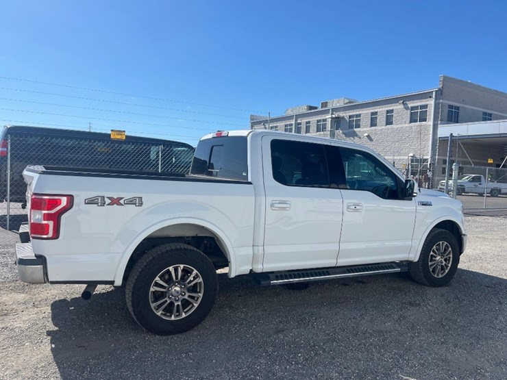 2018-ford-f150-xlt-image-3