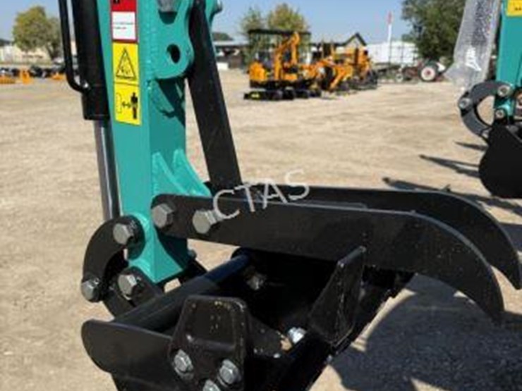 #78-•-mini-excavator---gas---model:-mh12rx-image-6