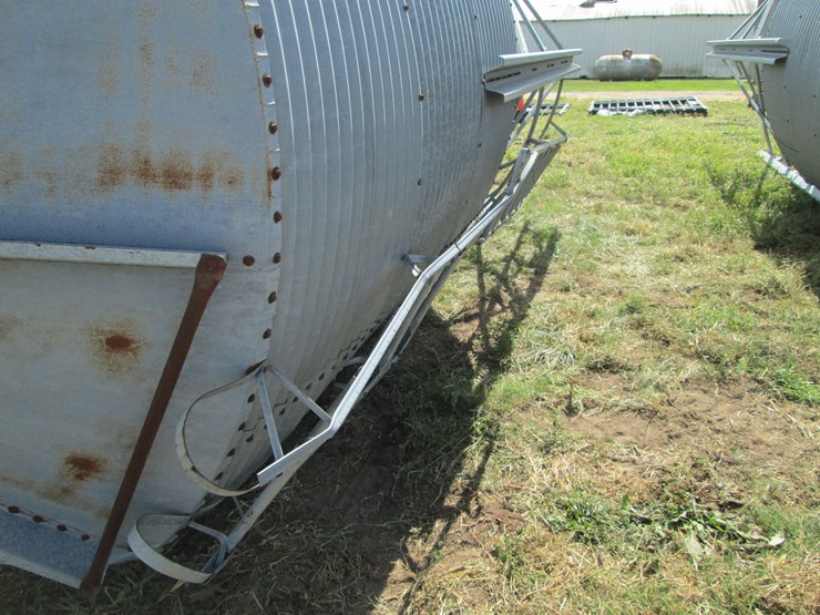 #29358-•-14-ton-feed-bin-image-9