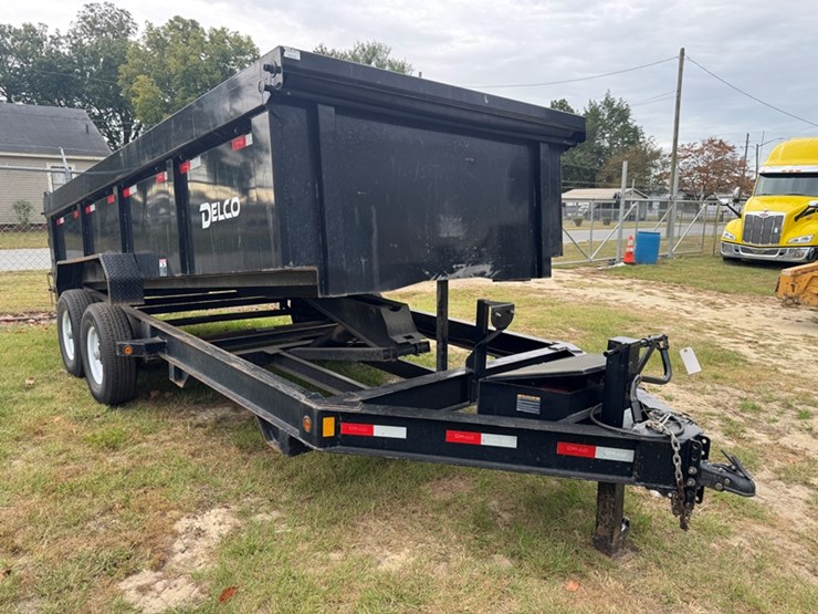 2023-delco-16'hydraulic-dump-trailer,-(2)-7k-axles-scissors-lift,-dual-function-tailgate,-tarp-syste-image-2
