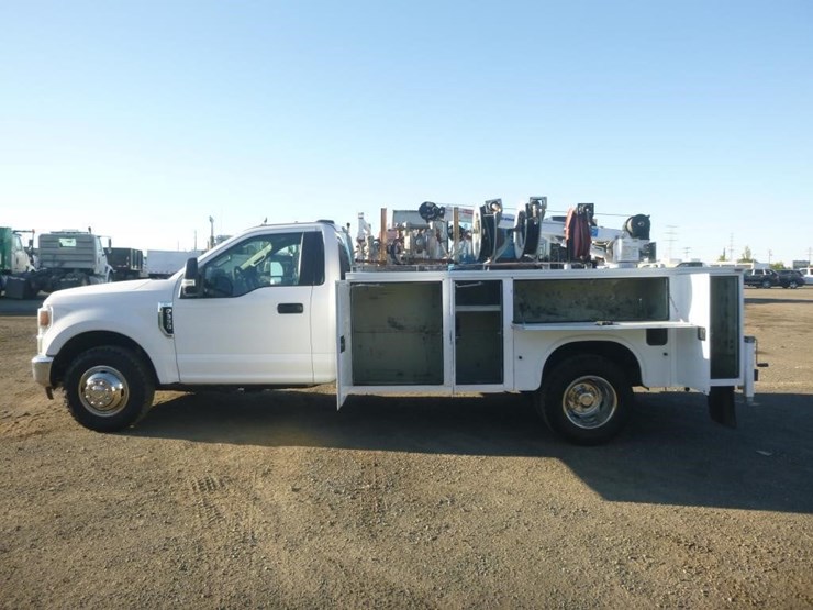 2020-ford-f350-image-5