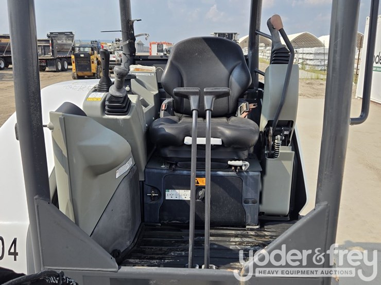 2021-bobcat-e35-image-51
