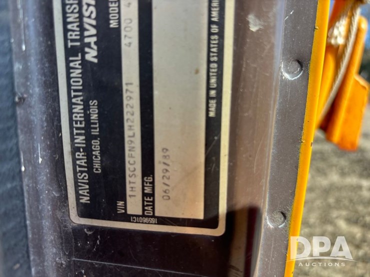 1990-international-4700-image-65