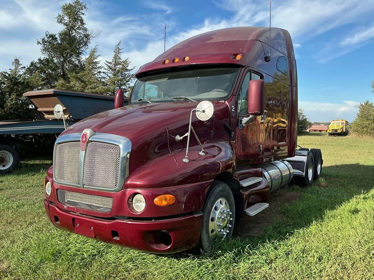 2007-kenworth-t2000-image-17
