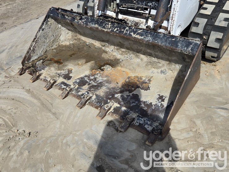 2022-bobcat-t76-image-9