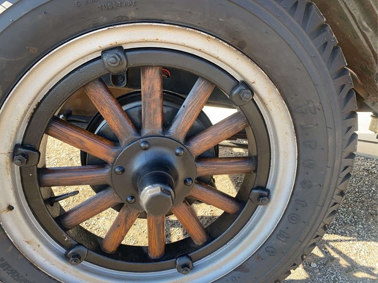 1928-chevy-dump-truck-image-9