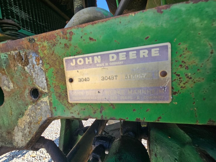 john-deere-3040-image-73