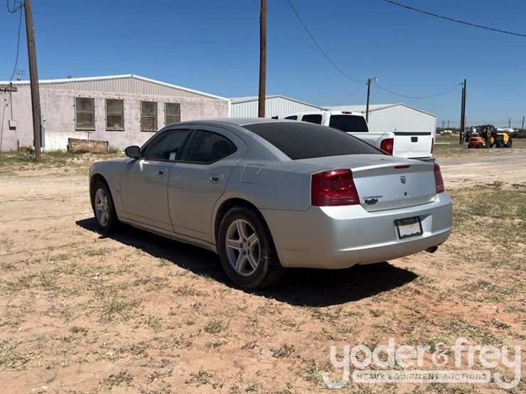 2008-dodge-charger-image-3