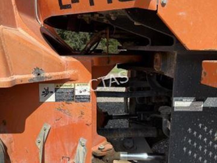 #220-•-doosan-wheel-loader-w/-bucket-image-11