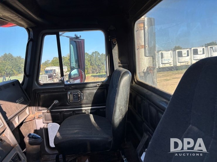 mack-ch613-image-50