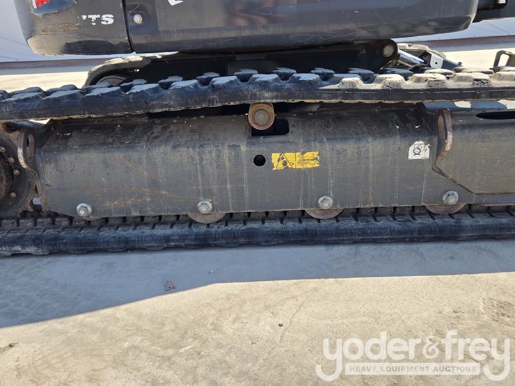 2021-bobcat-e35-image-21