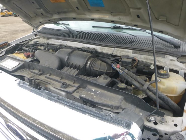2008-ford-e450-image-14