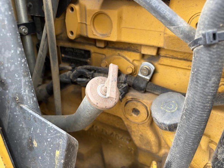 2012-deere-210lj-image-48