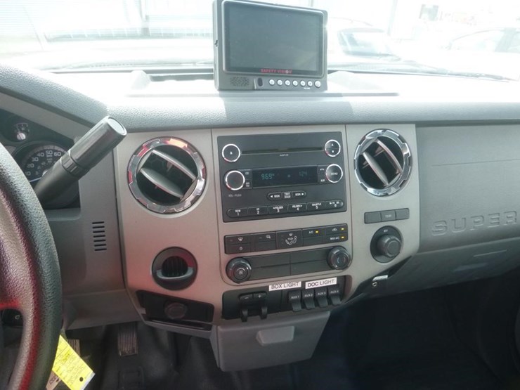 2013-ford-f450-image-16