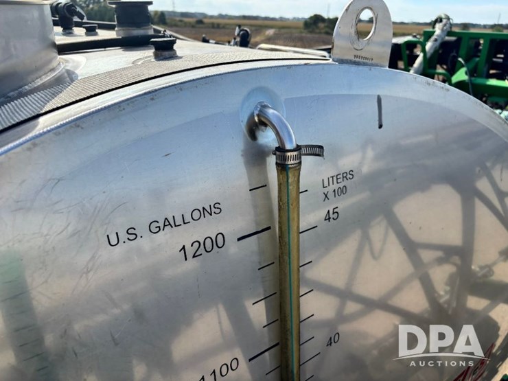 2014-john-deere-4940-image-101
