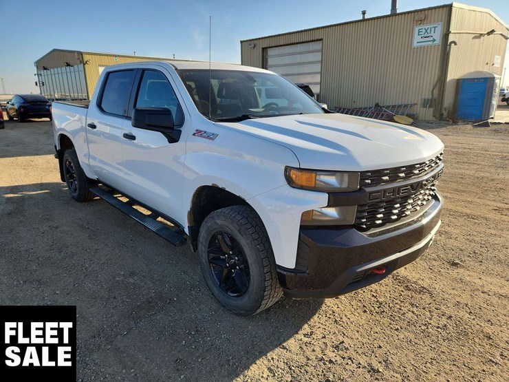 2020-chevrolet-silverado-1500-image-2