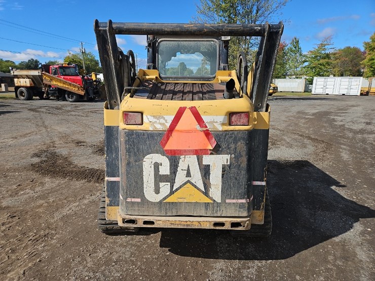 2004-caterpillar-257b-image-4