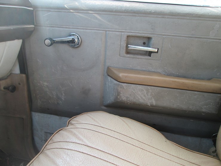 1983-gmc-3500-image-25