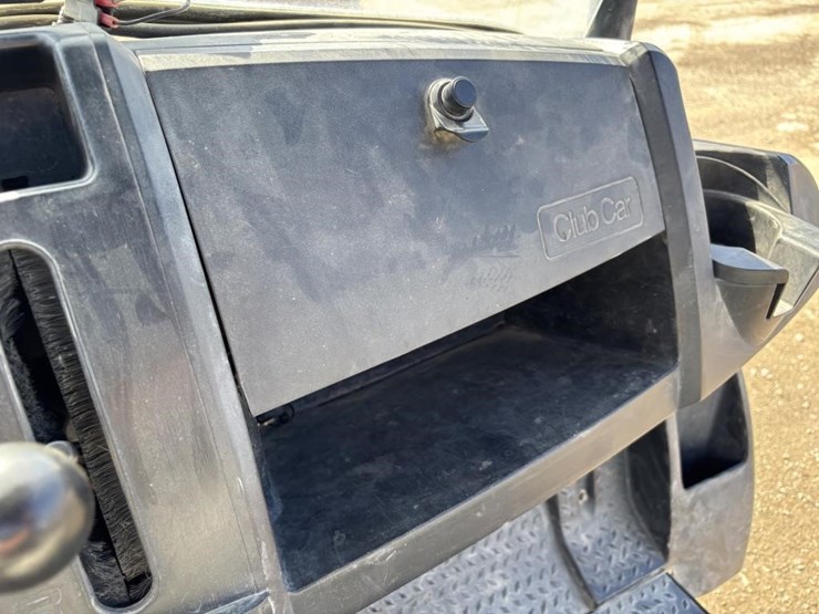 2018-club-car-carryall-1500-utility-cart-image-19