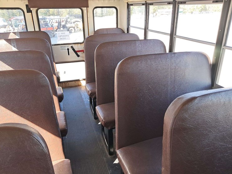 2015-ic-bus-pb105-school-bus-image-25
