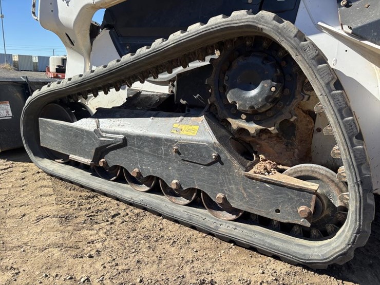 2022-bobcat-t62-image-16