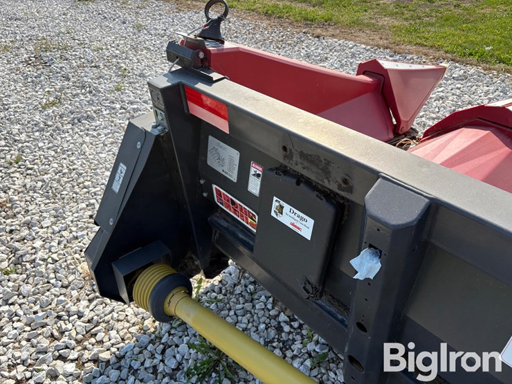 2013-drago-8r30-corn-head-image-13