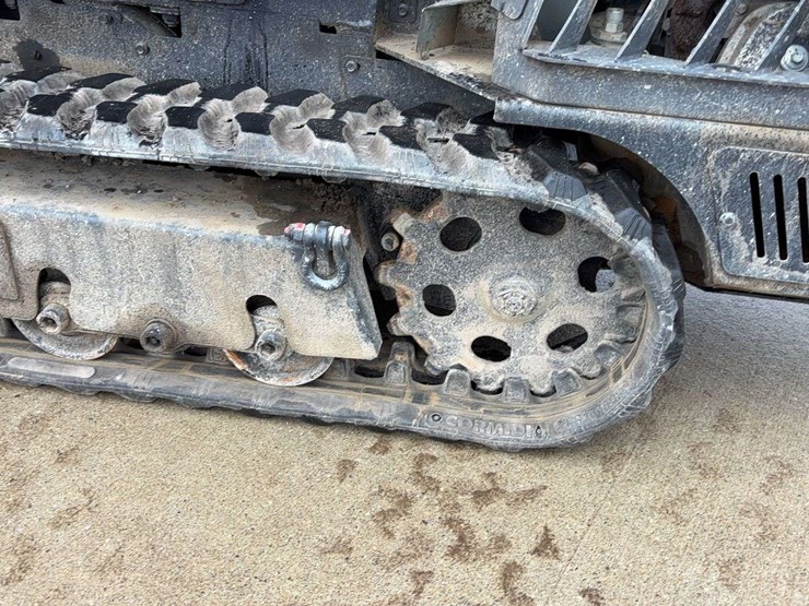 2023-cormidi-c85-tracked-concrete-buggy-image-6